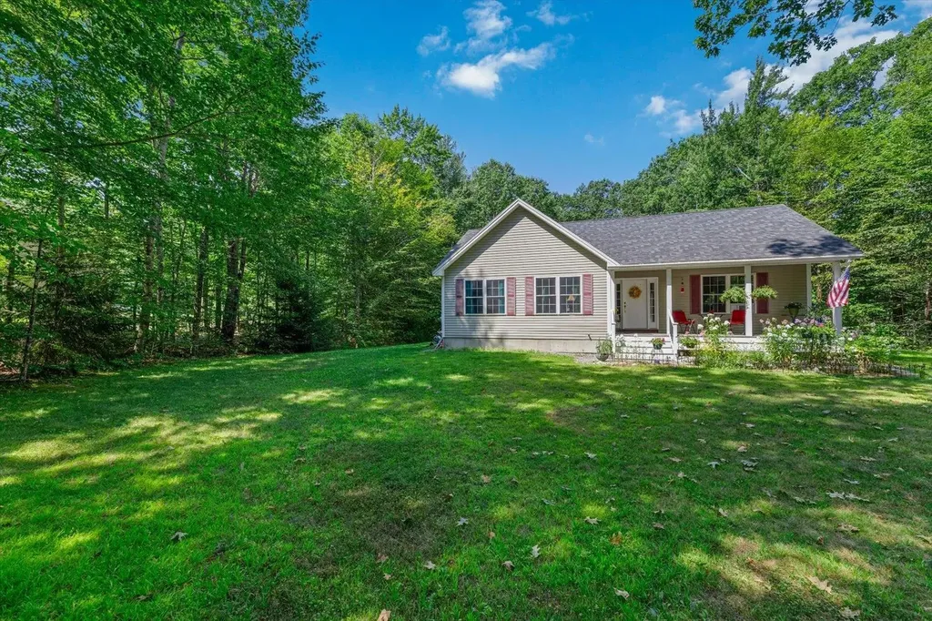 5 Pinehurst Drive Bennington NH 03442