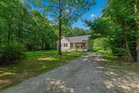 5 Pinehurst Drive Bennington NH 03442