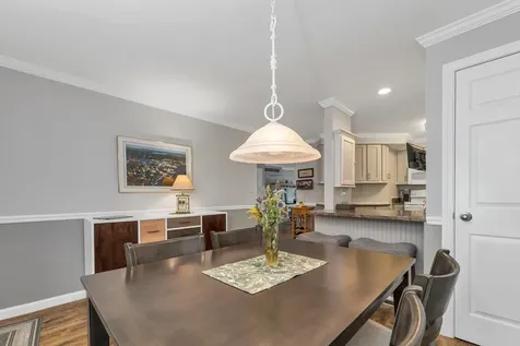 68 Railroad Avenue Wolfeboro NH 03894-0771