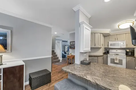 68 Railroad Avenue Wolfeboro NH 03894-0771