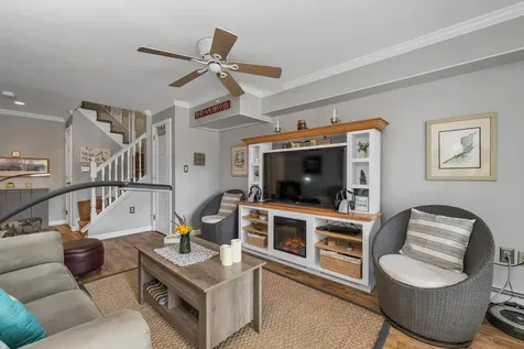 68 Railroad Avenue Wolfeboro NH 03894-0771