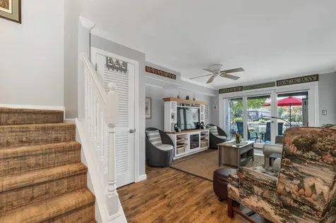 68 Railroad Avenue Wolfeboro NH 03894-0771