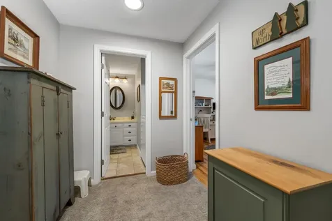 68 Railroad Avenue Wolfeboro NH 03894-0771