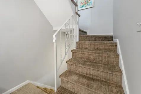 68 Railroad Avenue Wolfeboro NH 03894-0771