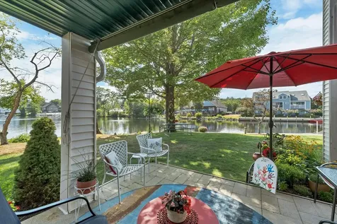 68 Railroad Avenue Wolfeboro NH 03894-0771