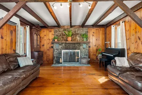 427 Old Bristol Road New Hampton NH 03256