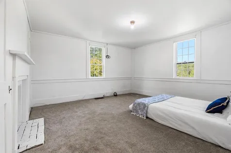 427 Old Bristol Road New Hampton NH 03256