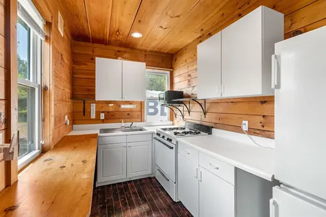 427 Old Bristol Road New Hampton NH 03256