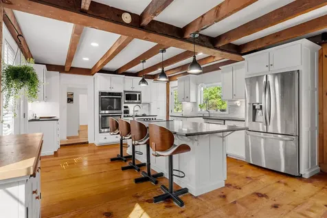 427 Old Bristol Road New Hampton NH 03256