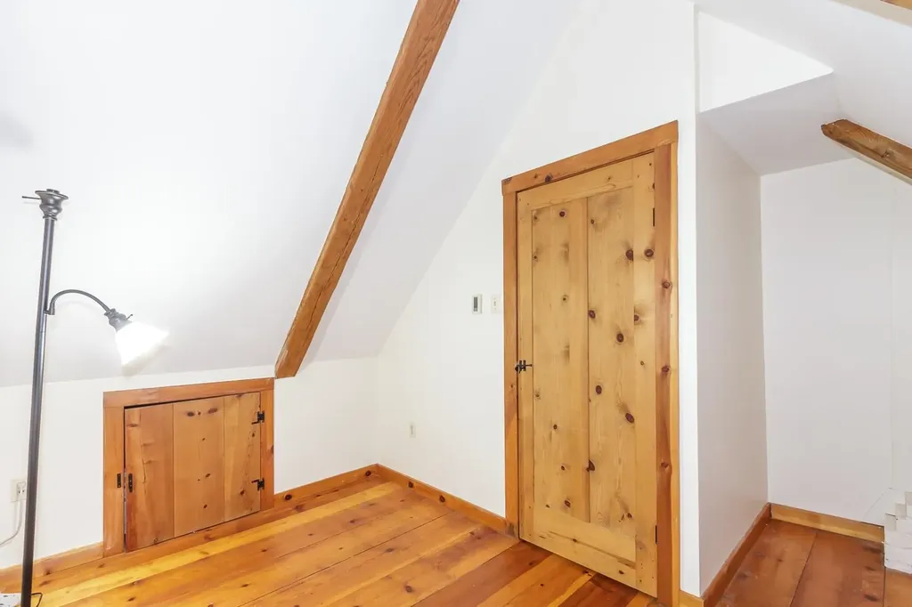 15 Bogie Place Grantham NH 03753