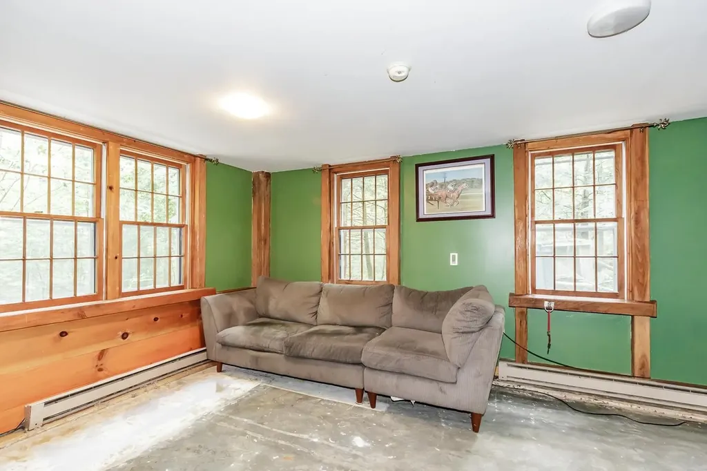 15 Bogie Place Grantham NH 03753