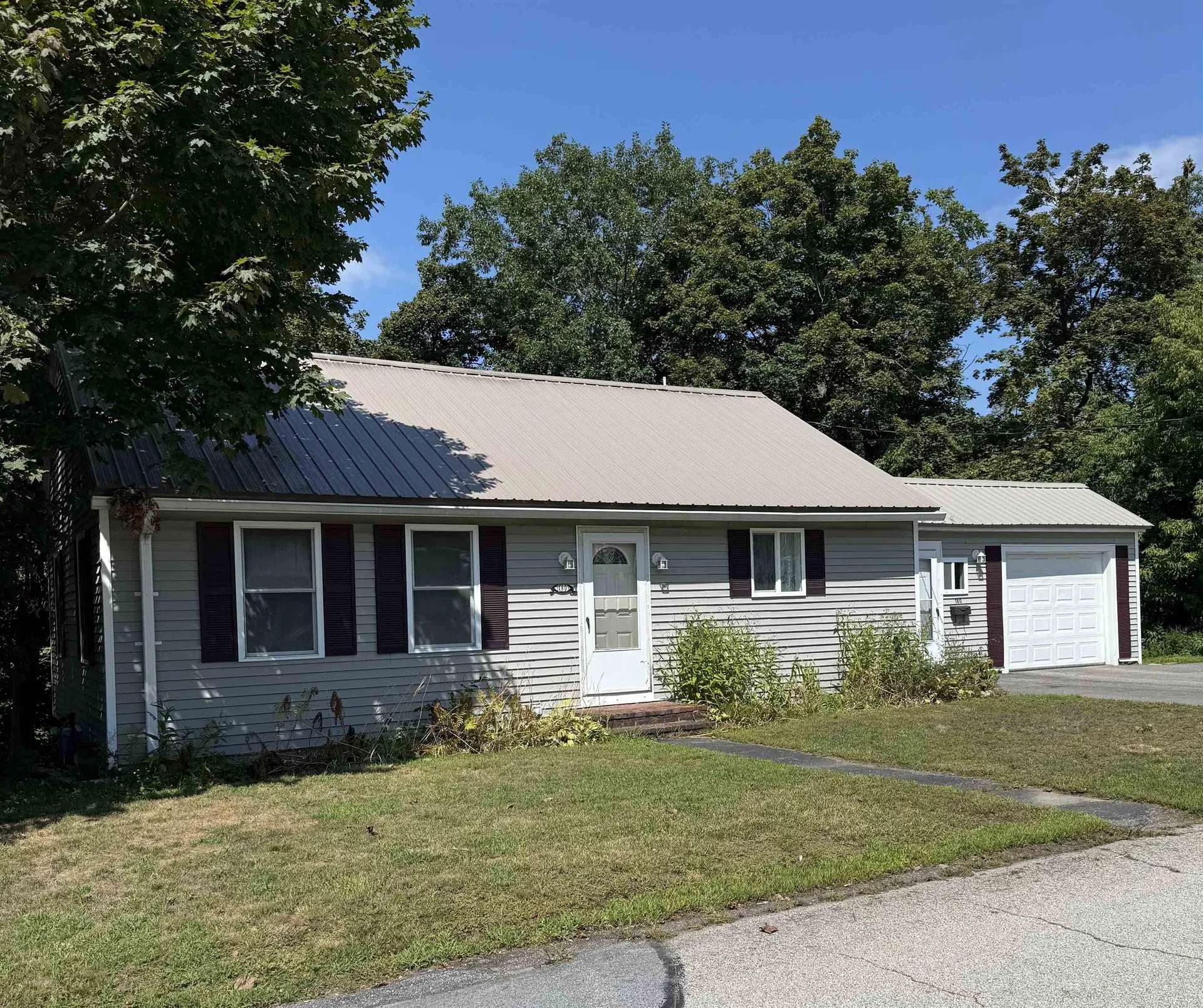 180 Kenney Street Manchester NH 03103