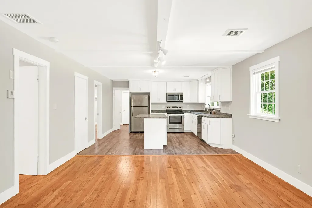 337 Old Garrison Road Dover NH 03820