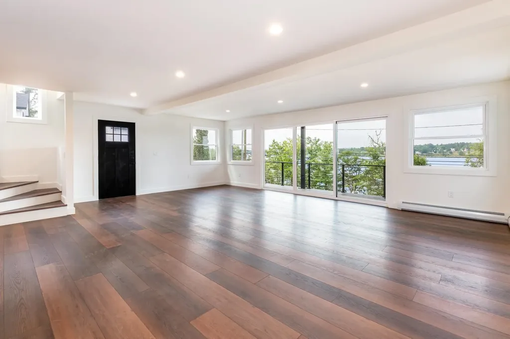 427 Weirs Boulevard Laconia NH 03246