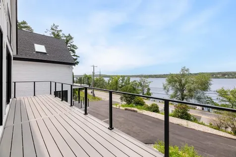 427 Weirs Boulevard Laconia NH 03246