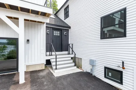 427 Weirs Boulevard Laconia NH 03246