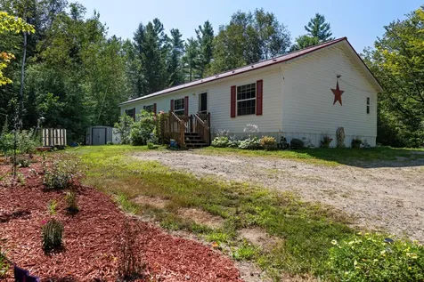 20 Dick Bradley Road Thornton NH 03285