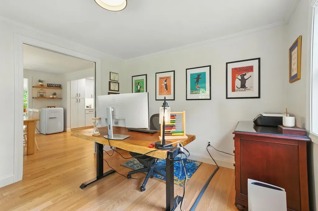 9 Dattillo Road Derry NH 03038