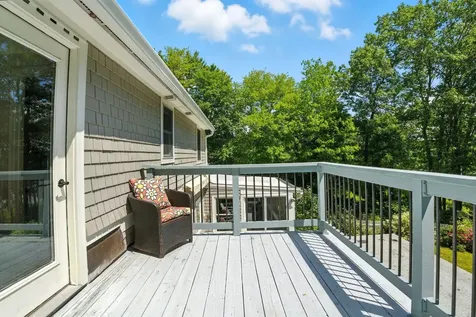 9 Dattillo Road Derry NH 03038