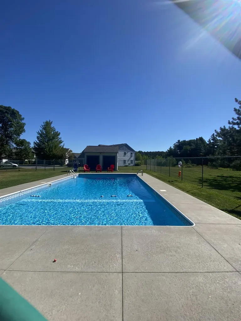 73 Saybrook Road Essex VT 05452