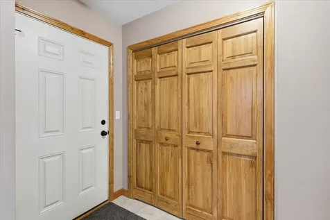 73 Saybrook Road Essex VT 05452