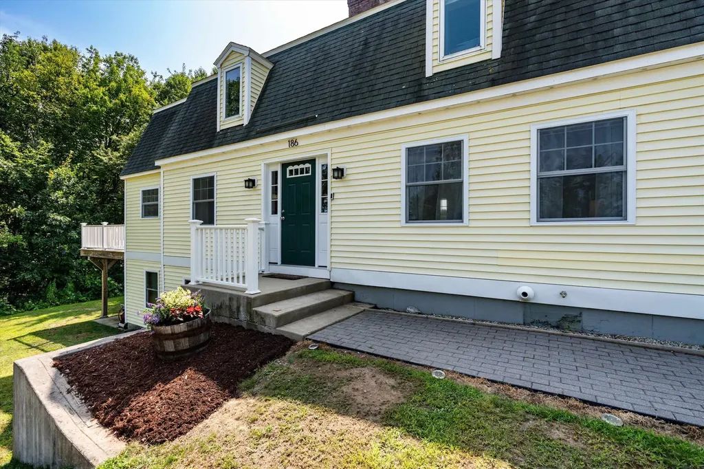 186 Kimball Pond Road Dunbarton NH 03046