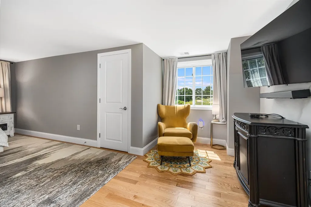 186 Kimball Pond Road Dunbarton NH 03046