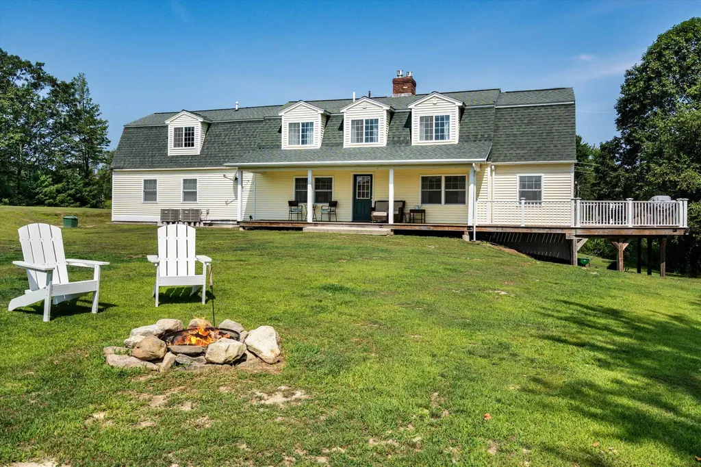 186 Kimball Pond Road Dunbarton NH 03046