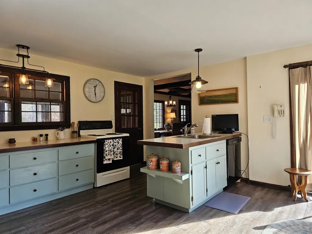 1342 Old Stage Road Chester VT 05143