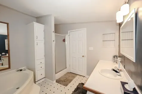 48 Stacey Drive Hopkinton NH 03229