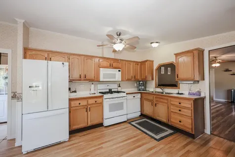 48 Stacey Drive Hopkinton NH 03229