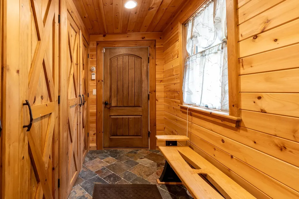 681 South Hill Road Pittsfield VT 05762