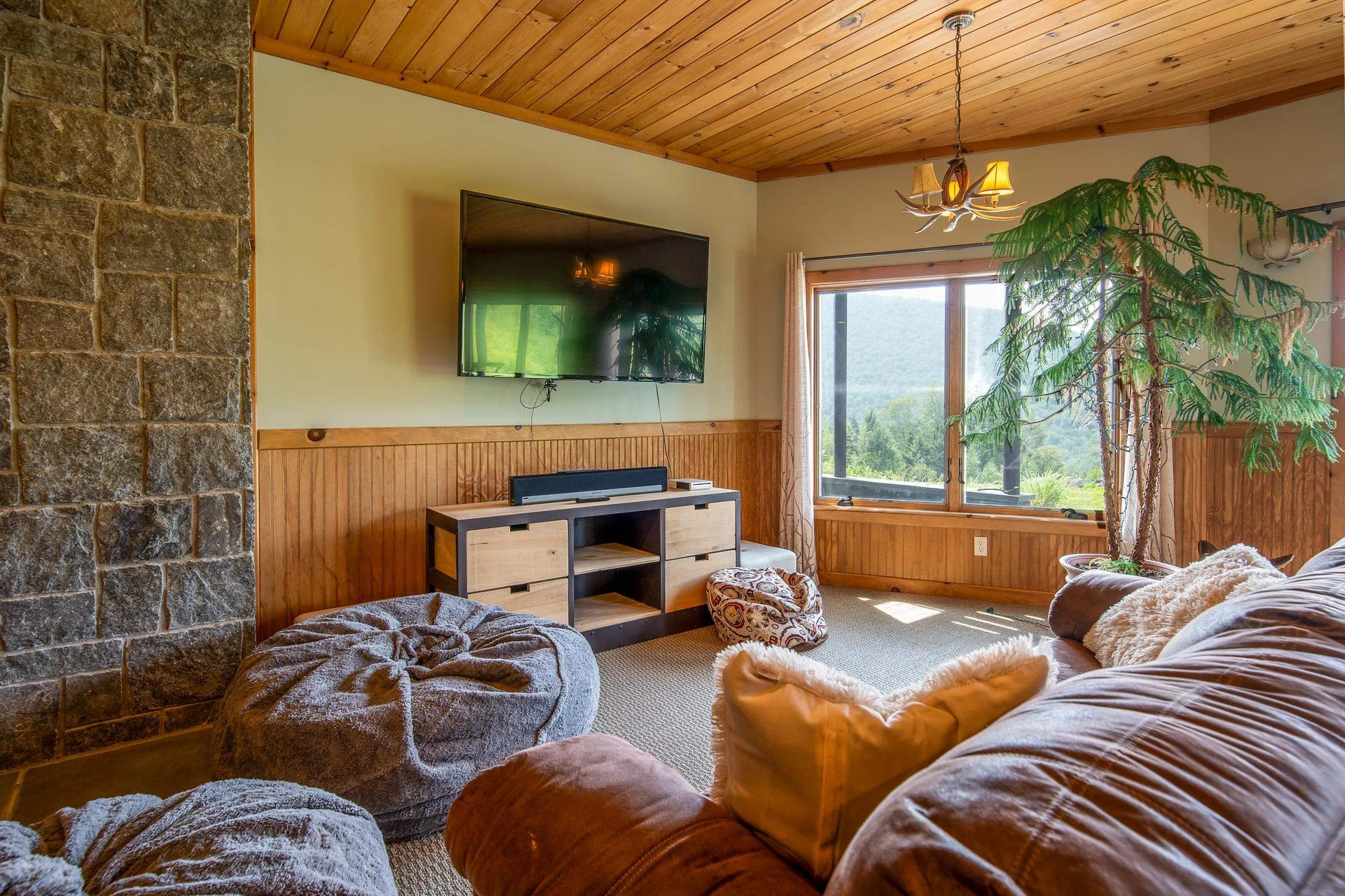 681 South Hill Road Pittsfield VT 05762