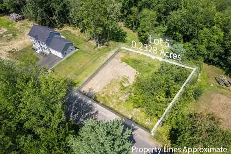 5 Valley Lane Somersworth NH 03878