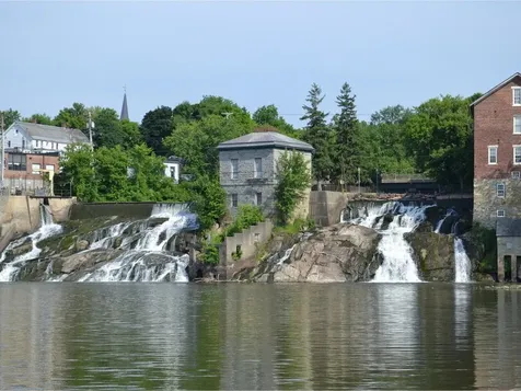 5 Ice House Court Vergennes VT 05491