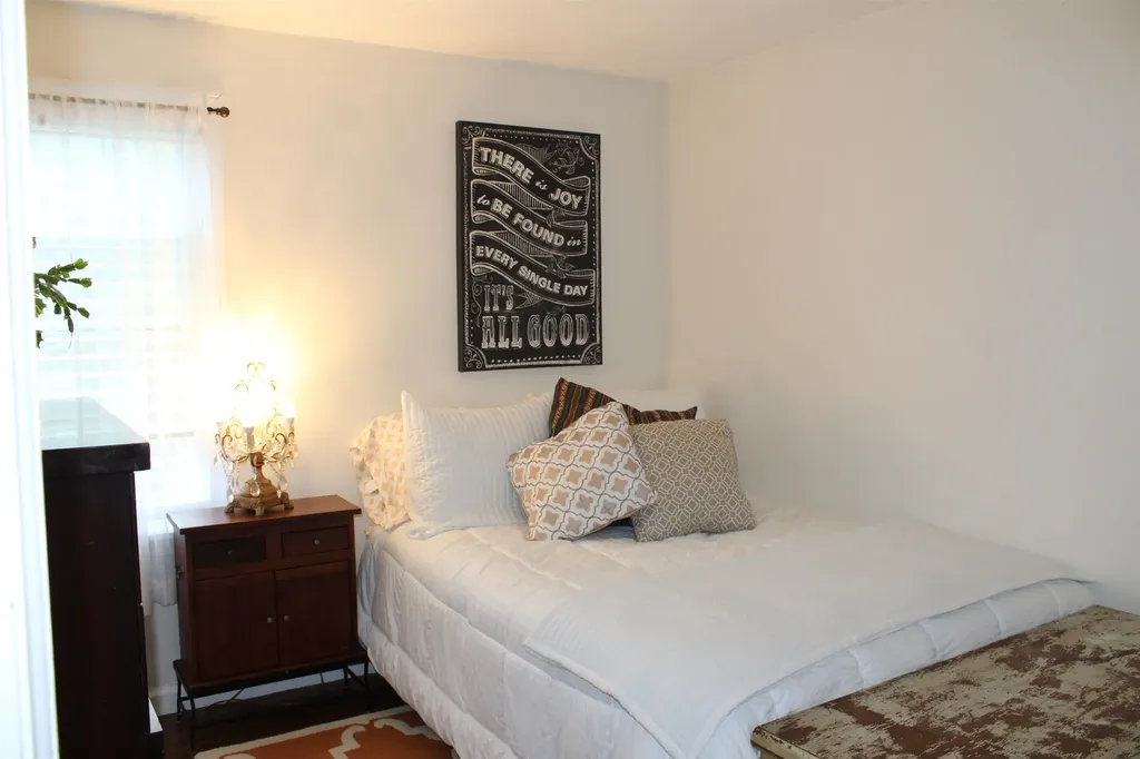 24 Lyons Street Rochester NH 03867