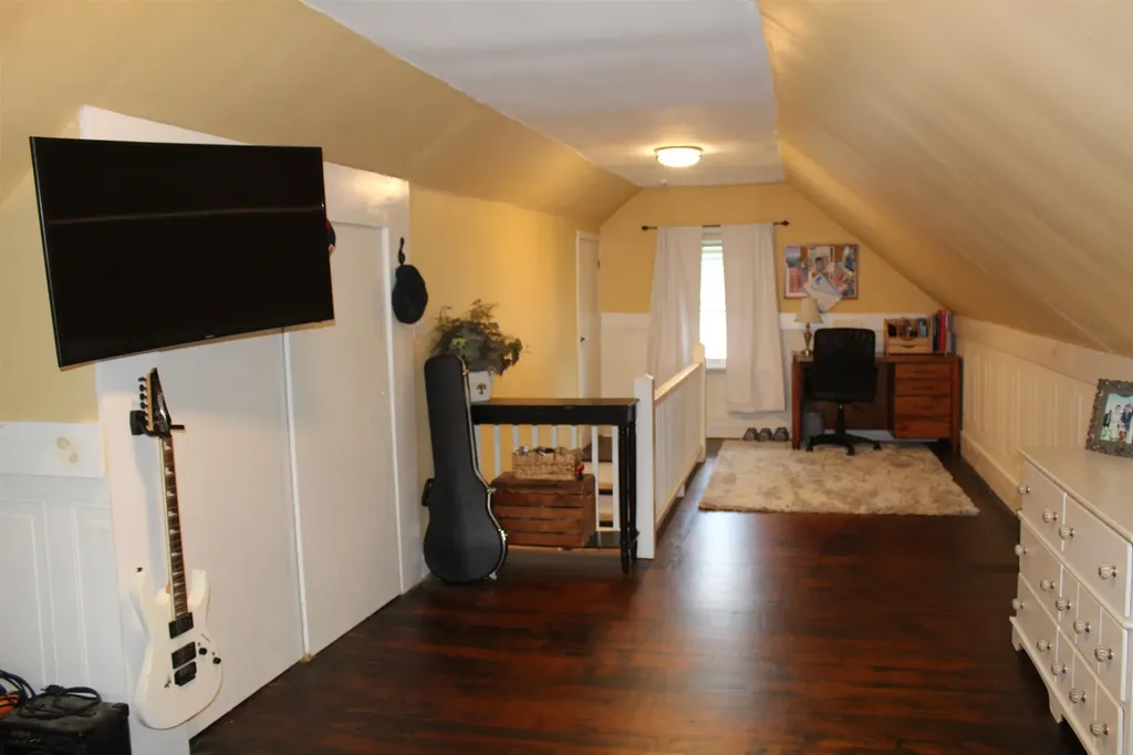 24 Lyons Street Rochester NH 03867