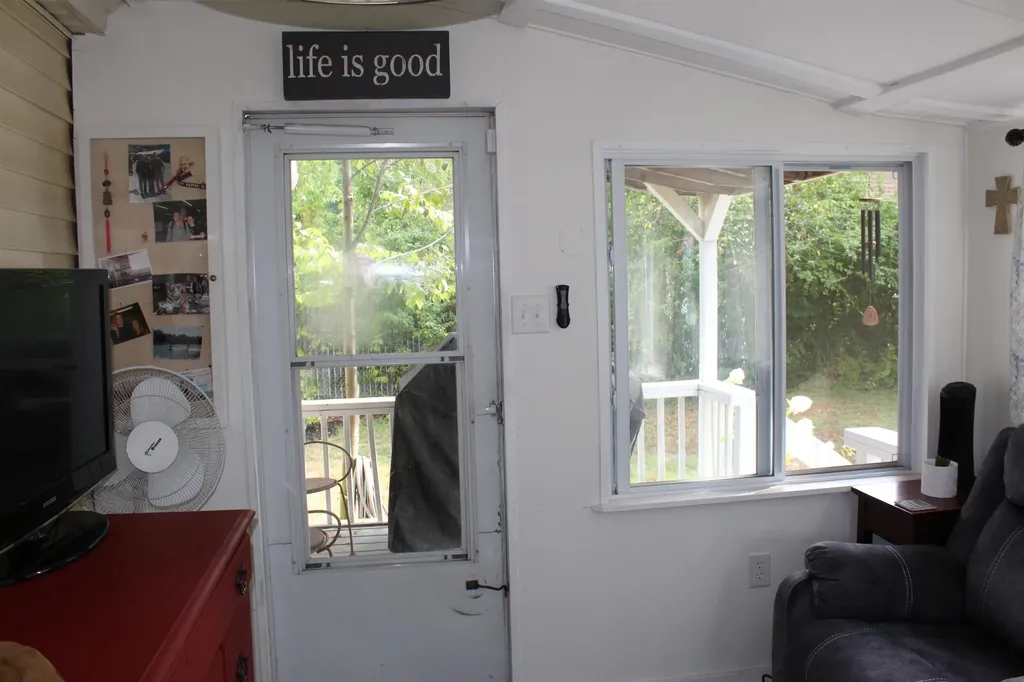 24 Lyons Street Rochester NH 03867