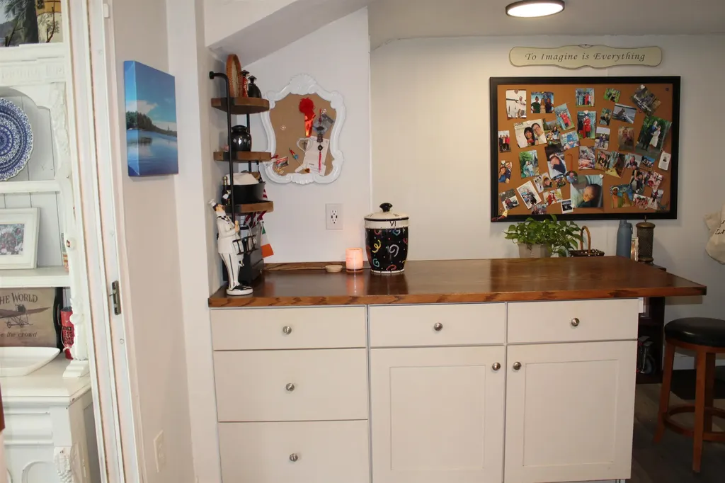 24 Lyons Street Rochester NH 03867