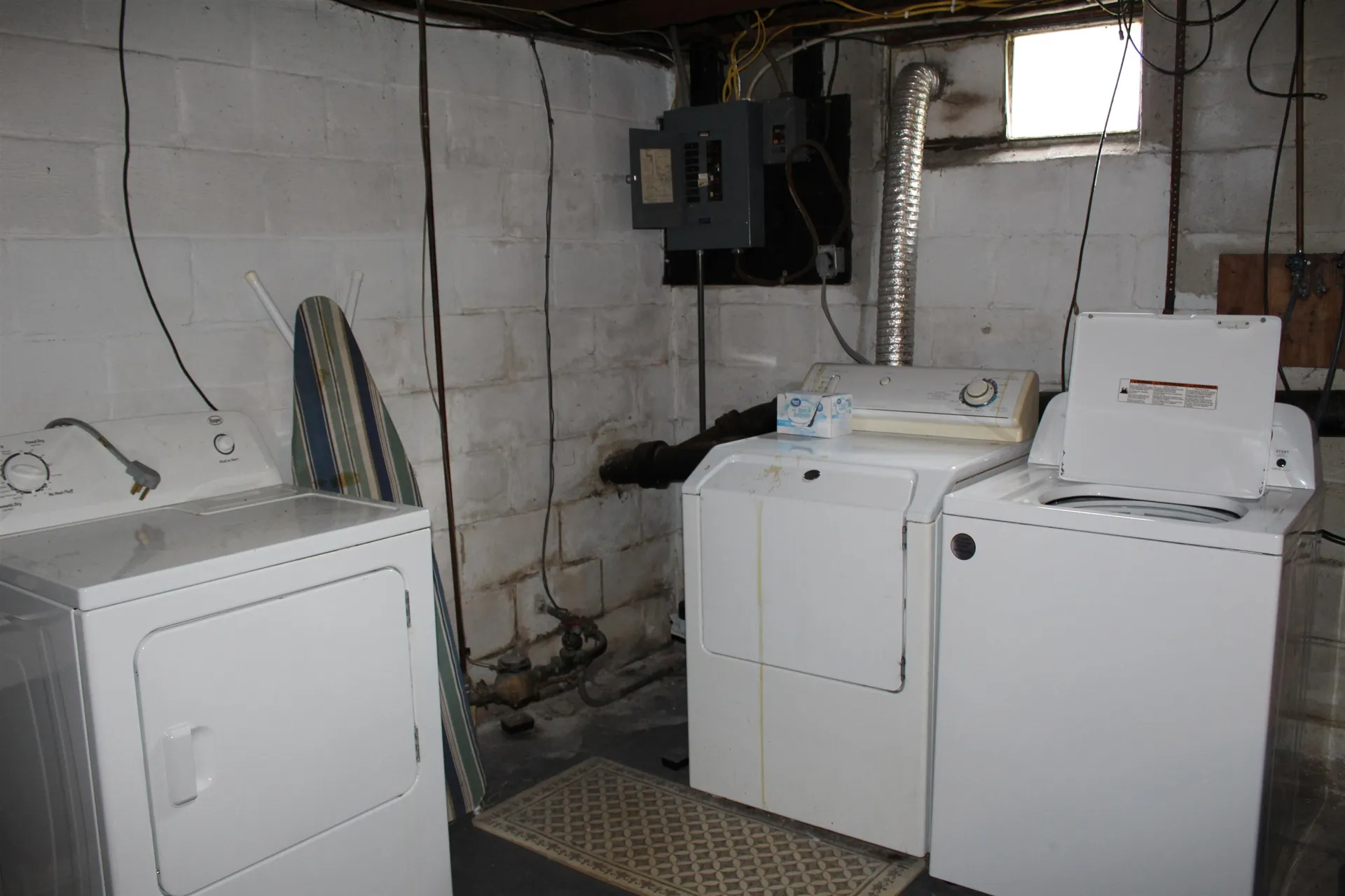 24 Lyons Street Rochester NH 03867