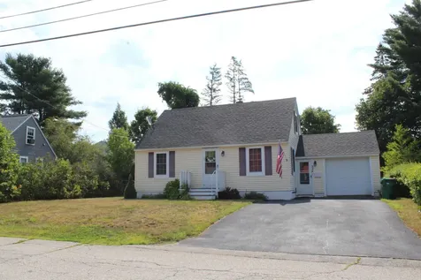 24 Lyons Street Rochester NH 03867