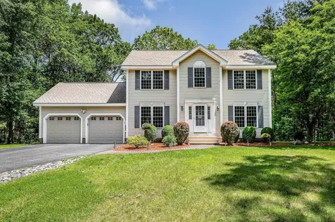 24 Aldrich Street Litchfield NH 03052