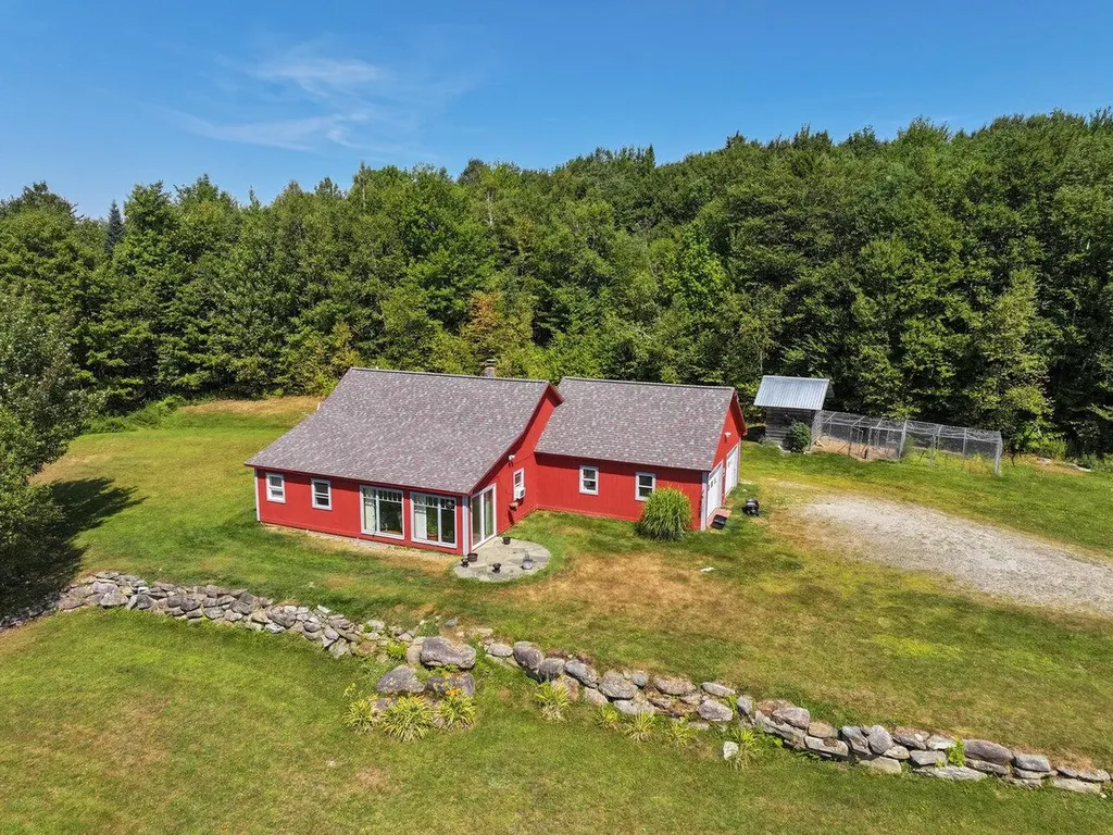 3298 East Hill Road Eden VT 05653