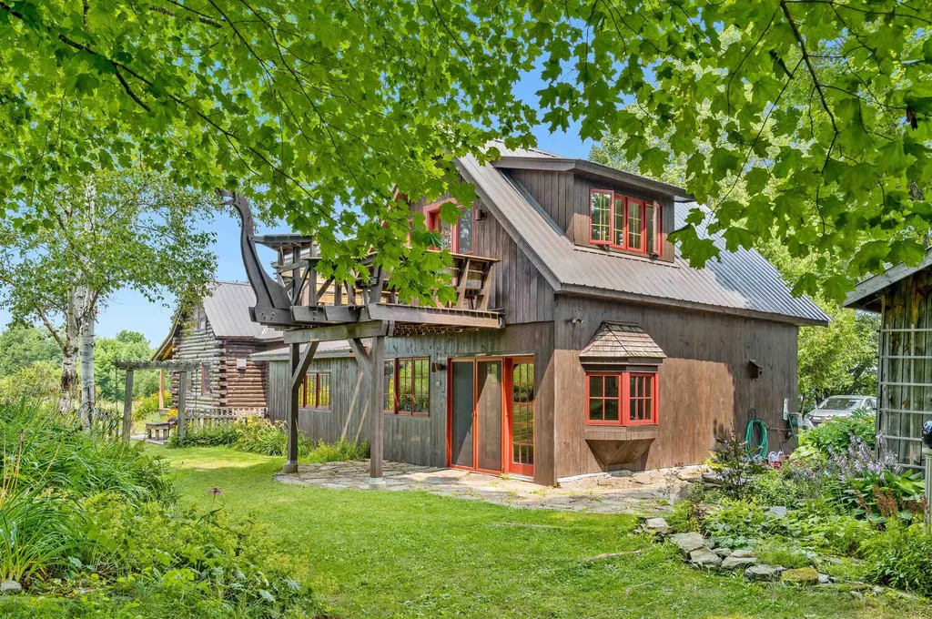 322 Bartlett Road Plainfield VT 05667