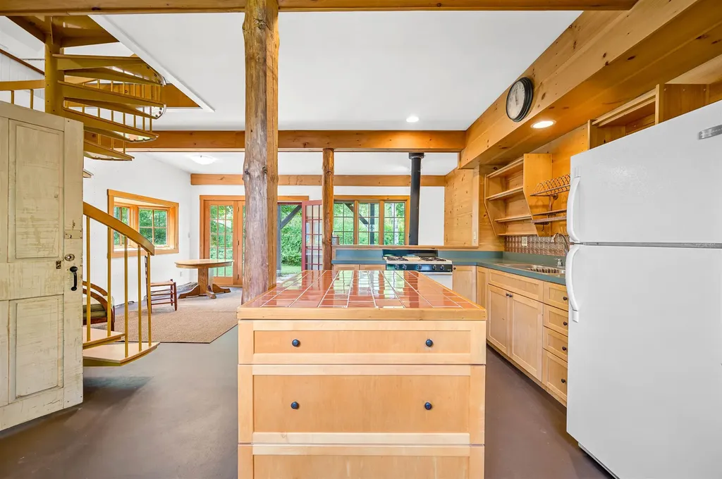 322 Bartlett Road Plainfield VT 05667