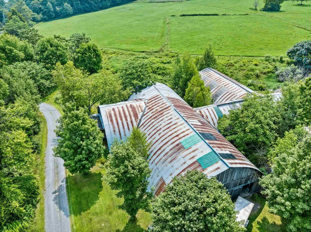 322 Bartlett Road Plainfield VT 05667