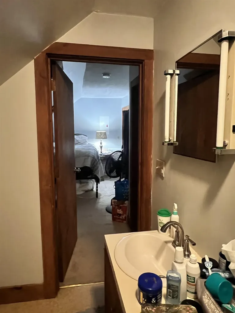 7868 Pomfret Road Pomfret VT 05053