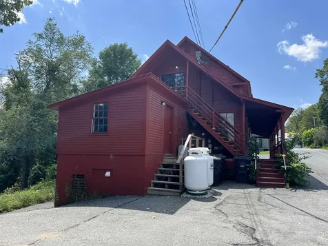 7868 Pomfret Road Pomfret VT 05053