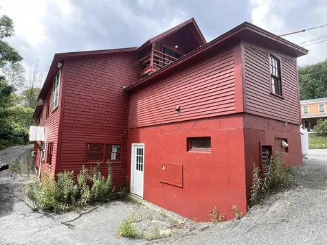 7868 Pomfret Road Pomfret VT 05053