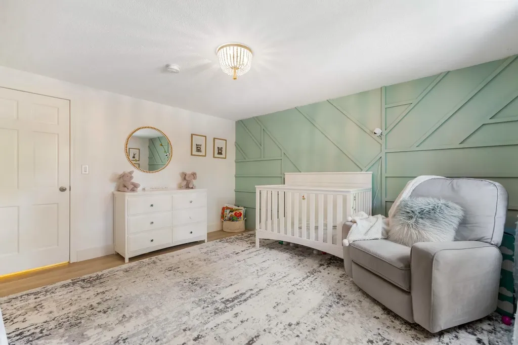 18 Frost Road Derry NH 03038